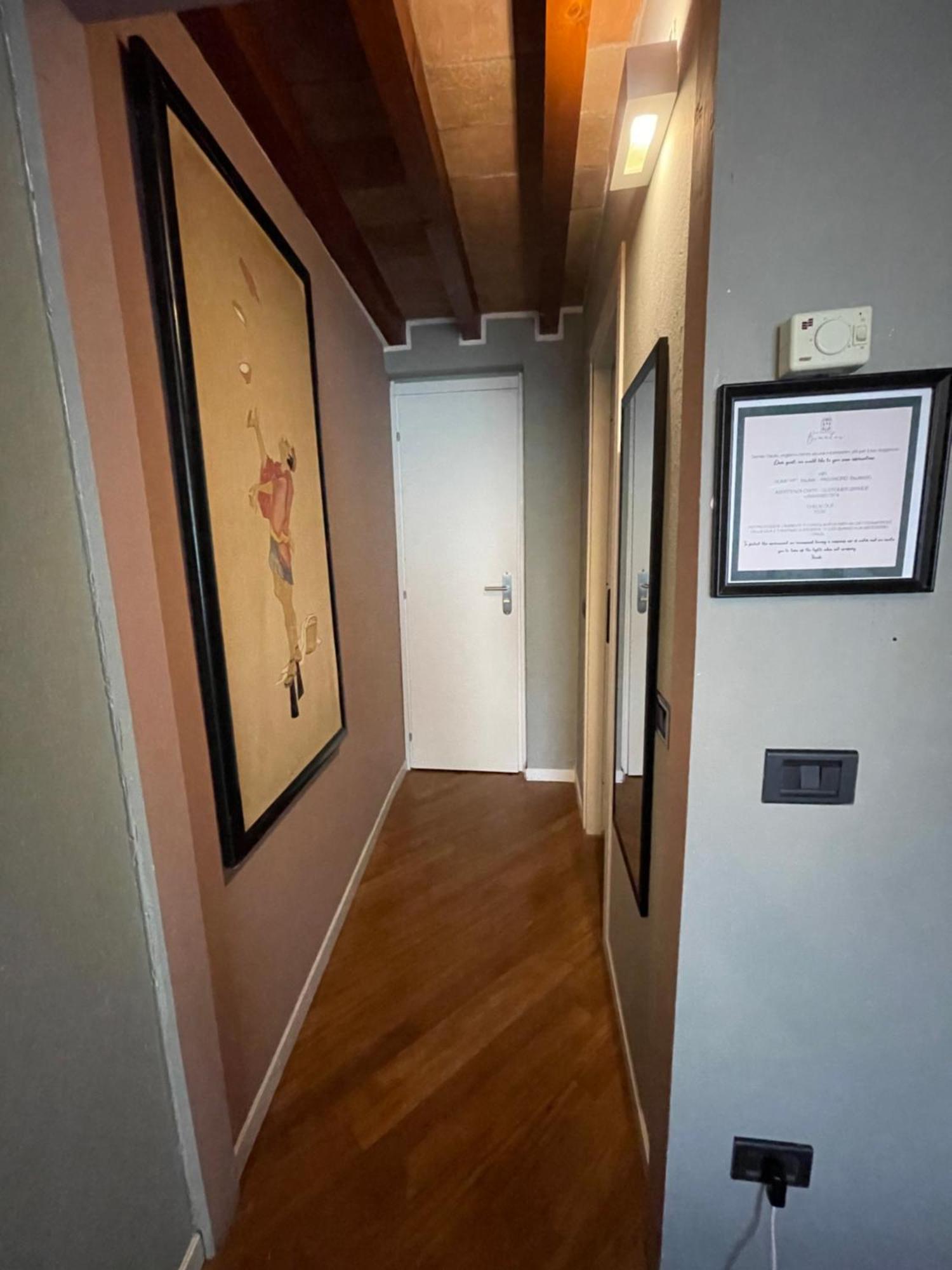 Le Camere Di Bsuites Affittacamere Parma Exterior foto